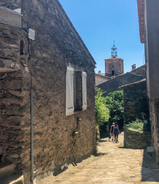 visite-village-la-garde-freinetsarahozolins