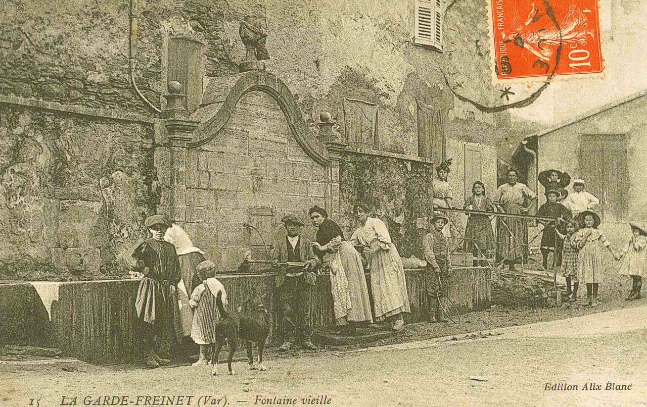 fontaine-vieille-web-petite