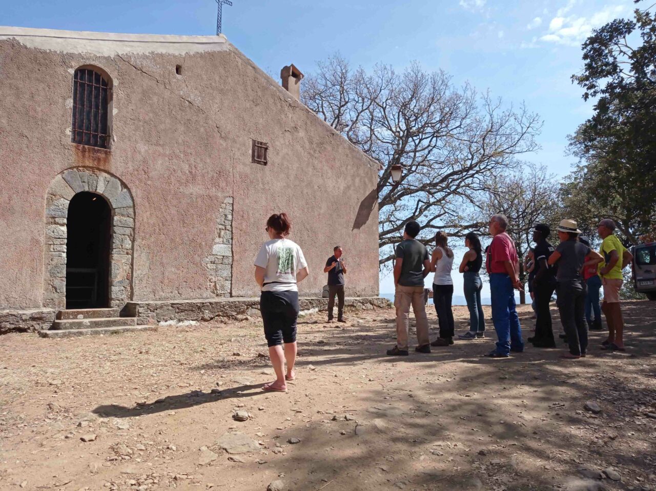 1023-chantier-rempart-miremer-2023-visite-chapelle-miremer-1l_mirante